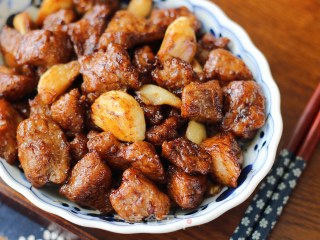蒜子牛肉的做法