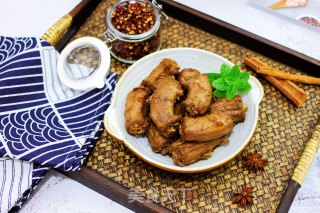 五香卤鸭脖的做法