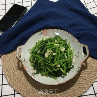 蒜香茼蒿菜的做法