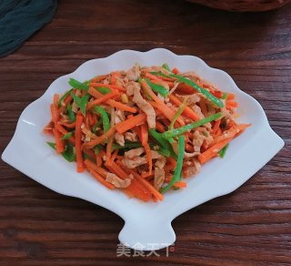 胡萝卜炒瘦肉的做法