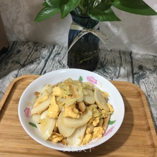 鸡蛋时蔬炒年糕的做法