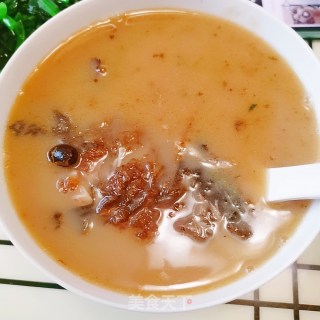 黑豆红枣鲫鱼汤的做法