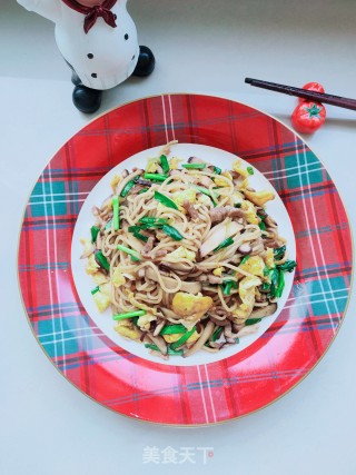 香菇肉丝炒面的做法