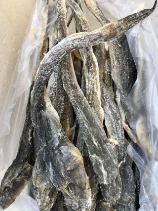 晒光鱼干的做法