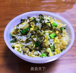 腌菜蛋炒饭