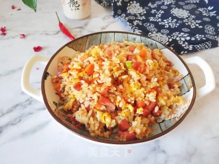 红柚香肠鸡蛋炒饭