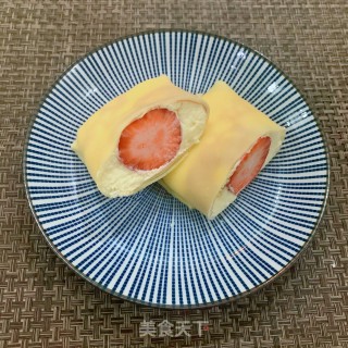 草莓班戟的做法