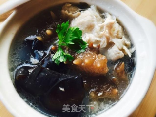 木耳海参汤的做法