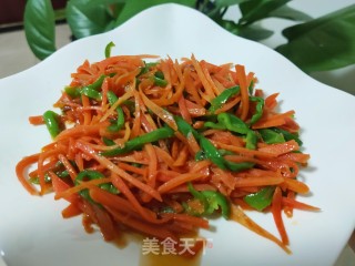 胡萝卜炒青椒丝的做法