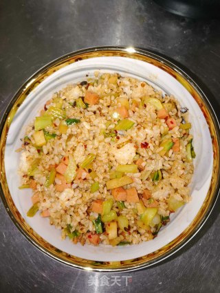 豆豉杂蔬火腿炒饭的做法