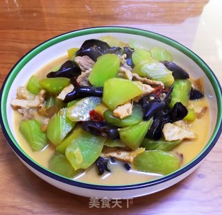 莴笋木耳烧肉的做法