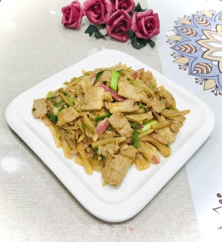 萝卜炒肉#萝卜#的做法