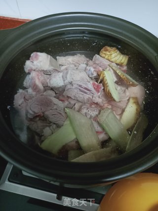 牛肉萝卜煲的做法