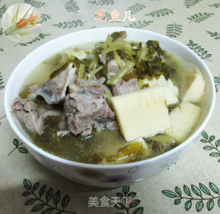 咸菜冬笋肉骨汤的做法