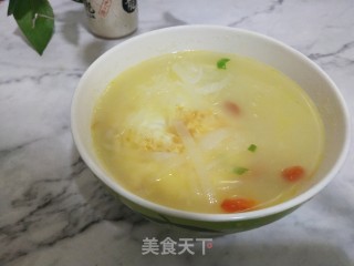 煎蛋萝卜汤的做法