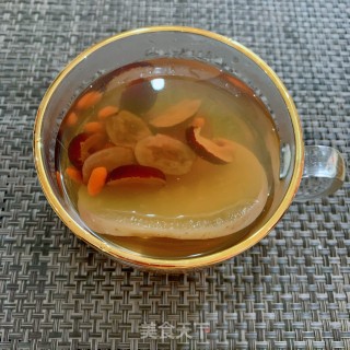 苹果红枣枸杞汤的做法