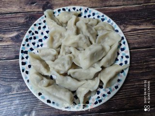 酸菜馅饺子的做法
