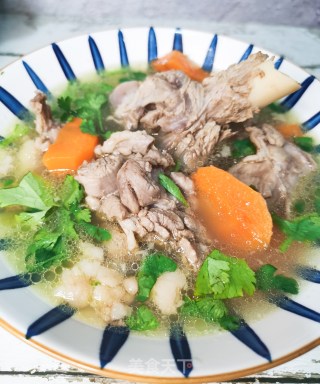 羊肉滋补汤的做法