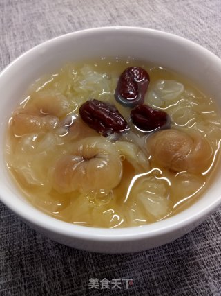 桂圆红枣银耳羹的做法
