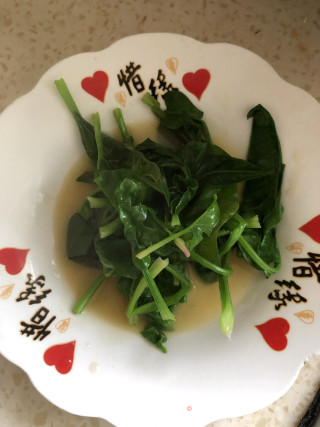 姜味菠菜的做法