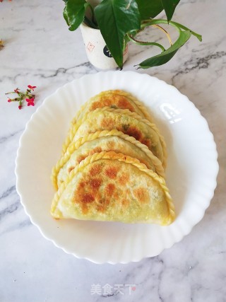 韭菜鸡蛋盒子的做法