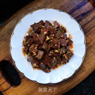 蒜香羊血的做法