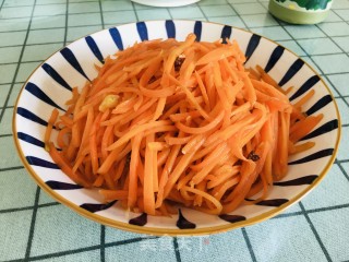 蒜香胡萝卜丝的做法