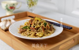 香菇肉丝焖面的做法