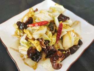 醋溜木耳白菜的做法