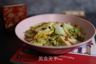 老干妈辣椒酱炒白菜的做法