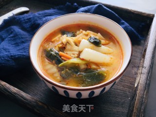 辣白菜年糕汤的做法