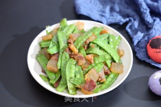 腊肉炒荷兰豆的做法