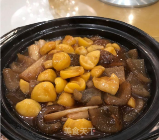油豆板栗煨海参的做法