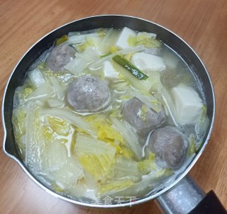 白菜丸子豆腐汤的做法