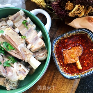 蘸汁手扒羊肉的做法