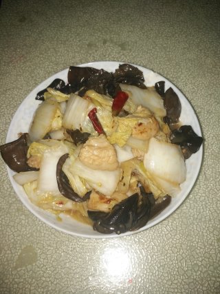 木耳烧白菜的做法