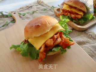 十块钱鸡胸肉自制奥尔良鸡肉芝士汉堡❤️一口气吃三个都不过瘾的做法