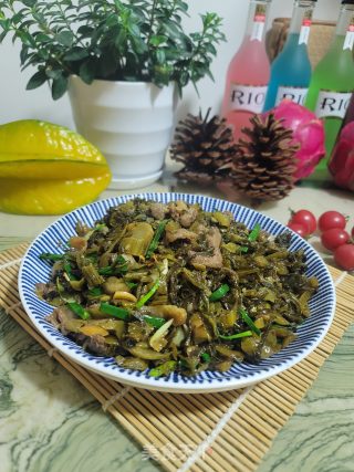 牛肉炒酸菜的做法