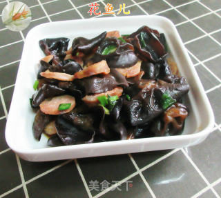 香肠炒黑木耳的做法