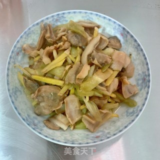 咸菜炒象拔蚌的做法