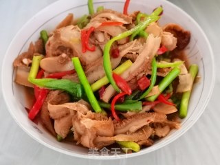 蒜苗炒牛肚的做法