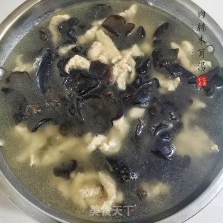 肉丝木耳汤的做法
