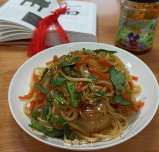 胡萝卜白菜肉焖面的做法