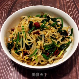 绿豆芽拌菠菜的做法