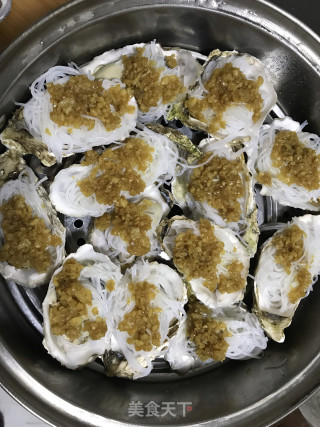 蒜蓉粉丝蒸生蚝的做法