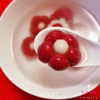 元宵节到了，送你一朵小红花汤圆