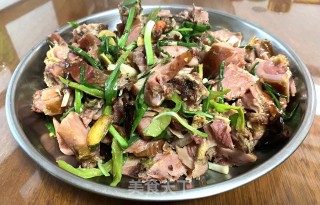 干锅熏兔的做法