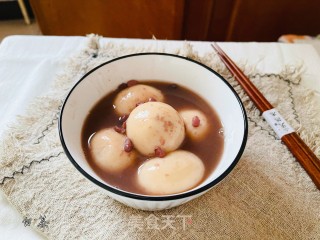 甜甜蜜蜜的红豆汤圆粥的做法