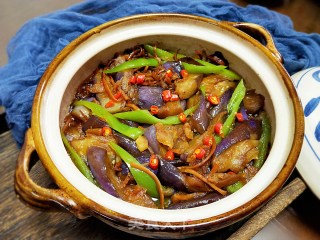 鱼香茄子煲的做法