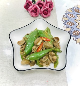 尖椒炒鱼肚的做法